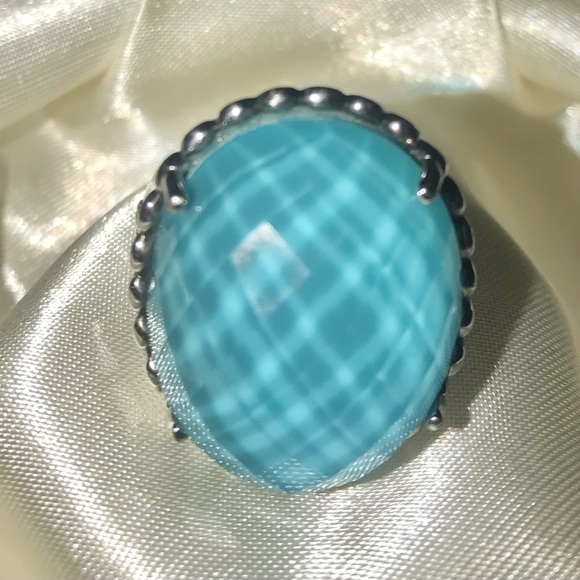 Ladies Large Statement Hera Fashion Ring. - Picture 2 of 6